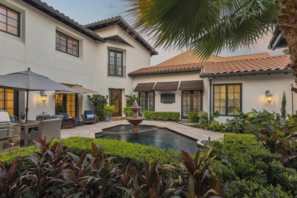 Backyard, Exterior, Pool