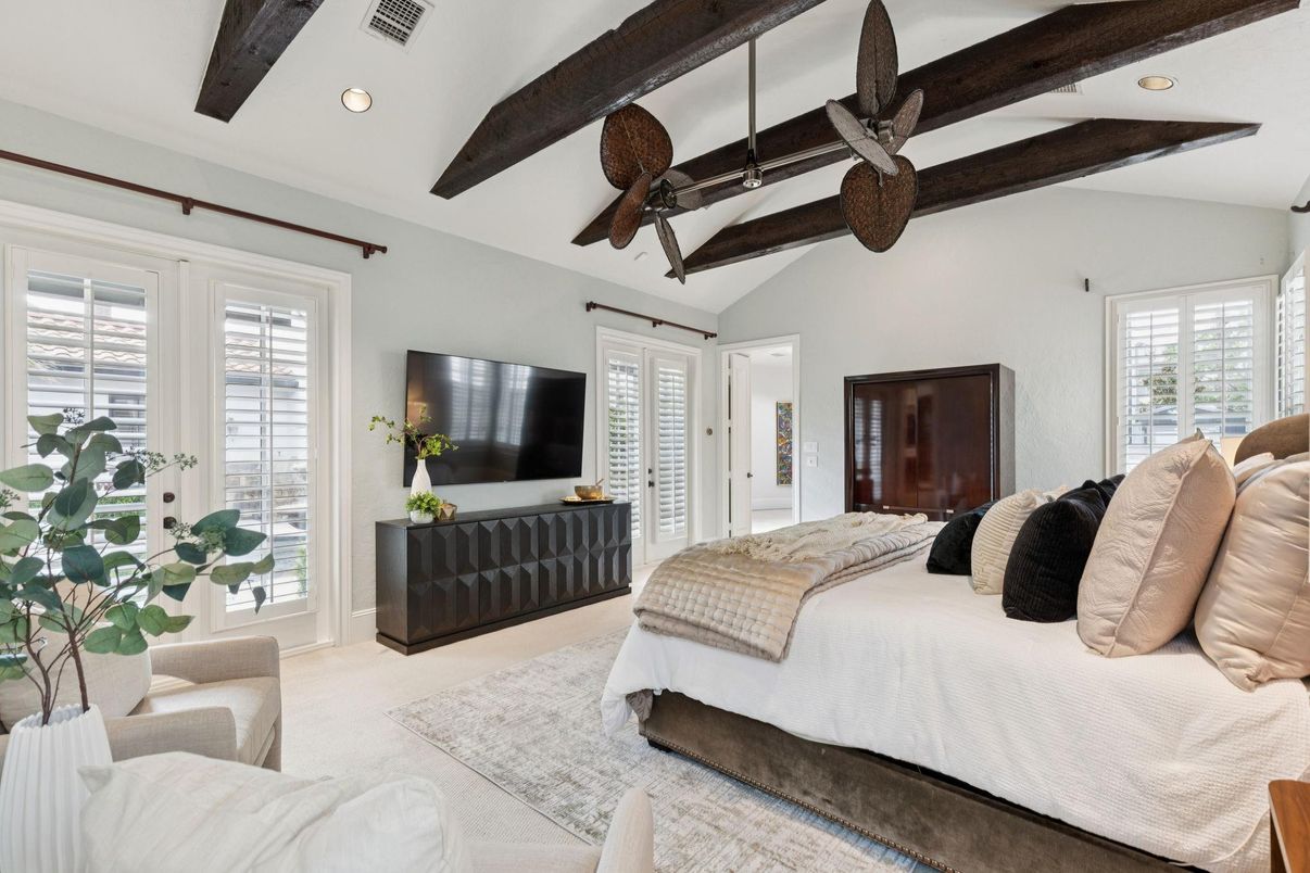 Bedroom, Interior, Recessed Lighting, Wooden Beams