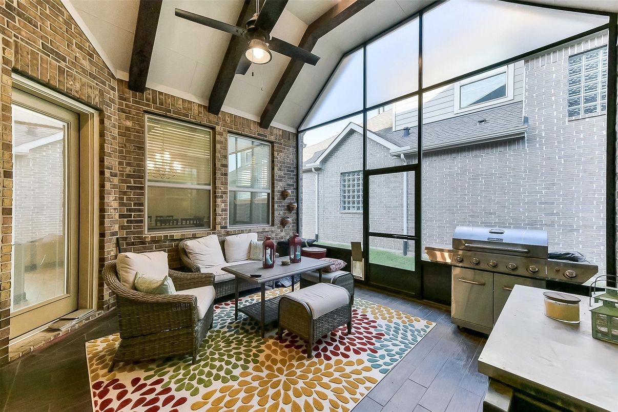 Interior, Living room, Stone Walls, Sun Room, Wood Texture Flooring