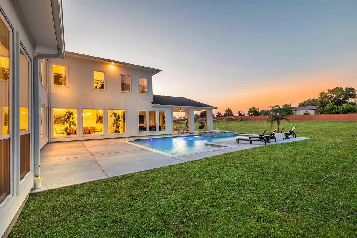 Backyard, Exterior, Pool