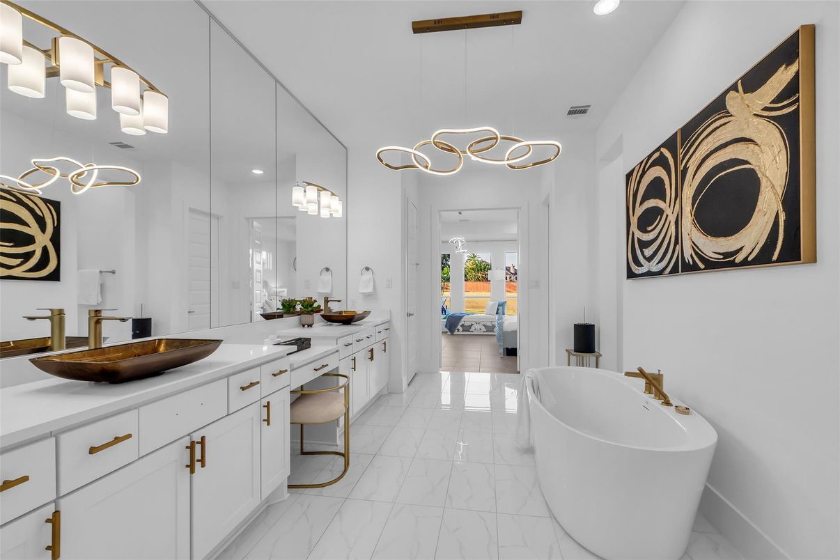 Bathroom, Dual Sink Vanities, Free Standing Baths, Interior, Marble, Pendant Lights, Recessed Lighting