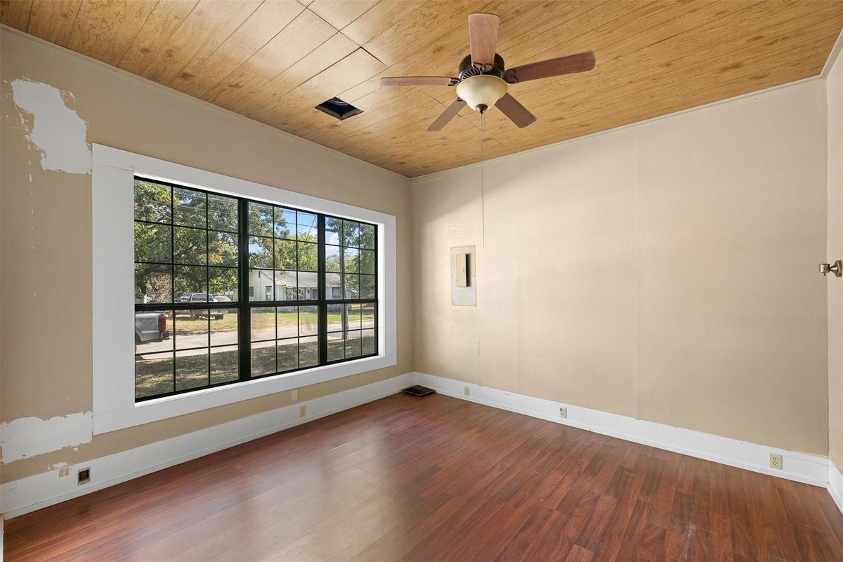Empty room, Interior, Wooden Ceilings, Wood Texture Flooring