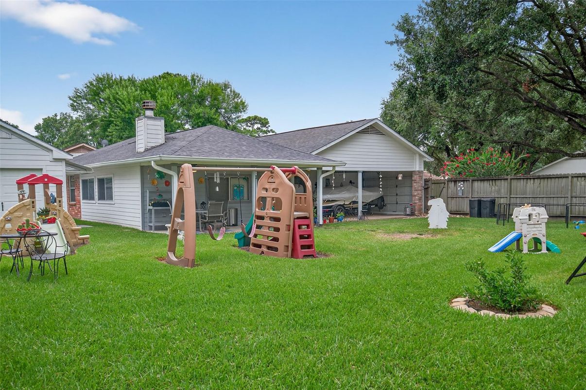Backyard, Exterior, Playground