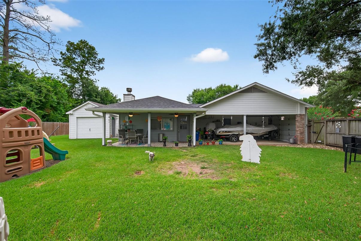 Backyard, Exterior, Playground