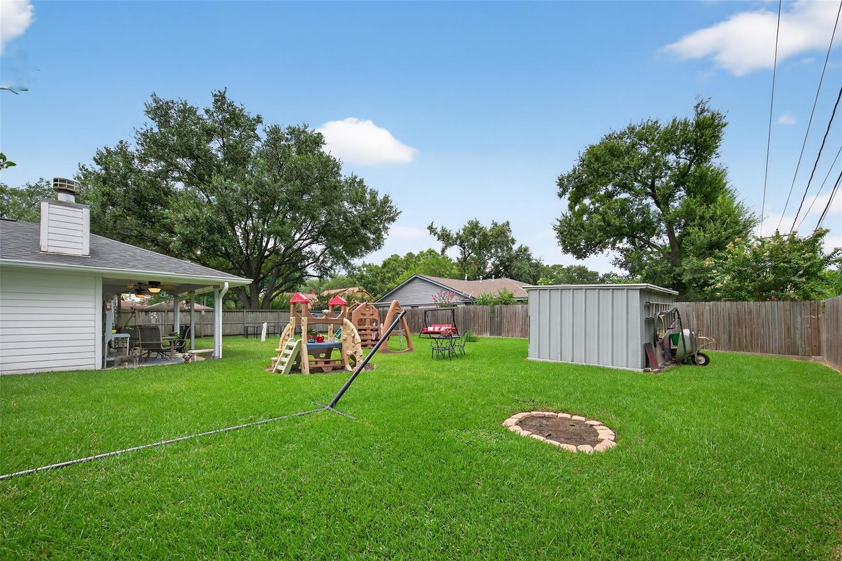 Backyard, Exterior, Playground