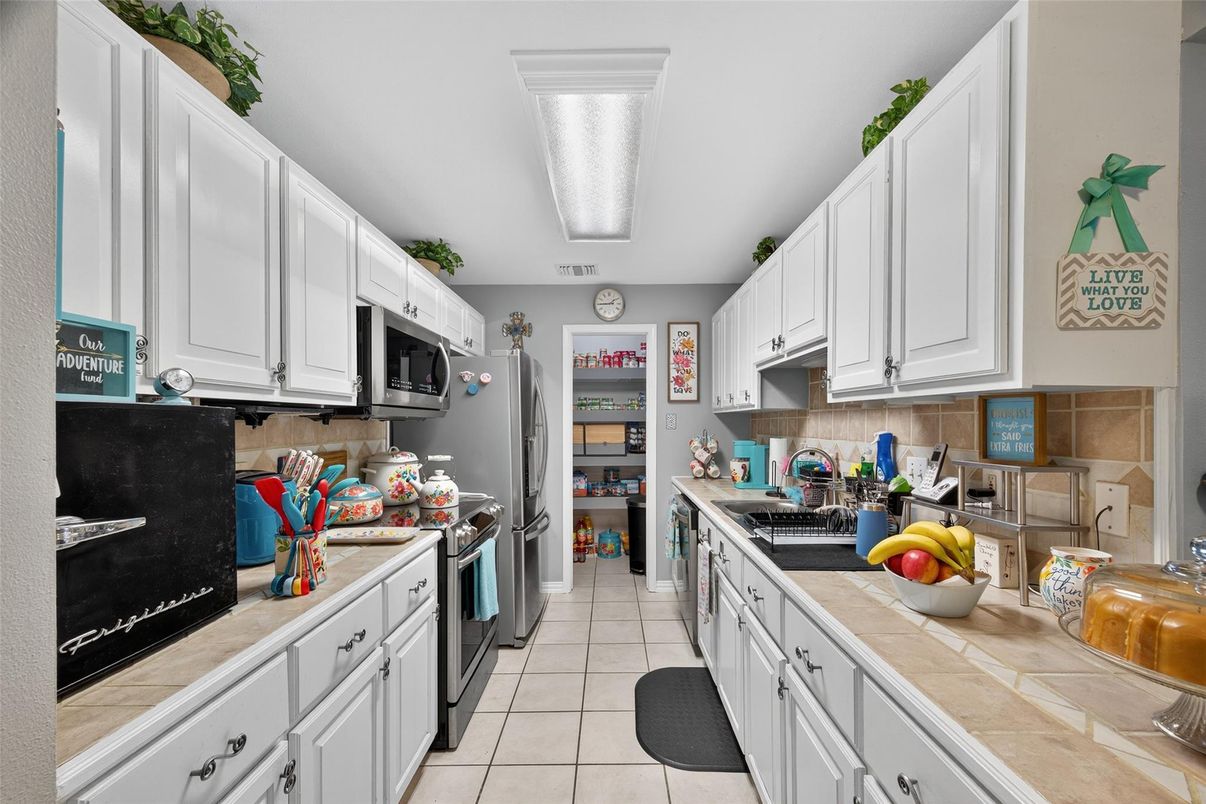 Interior, Kitchen, Tile Countertops