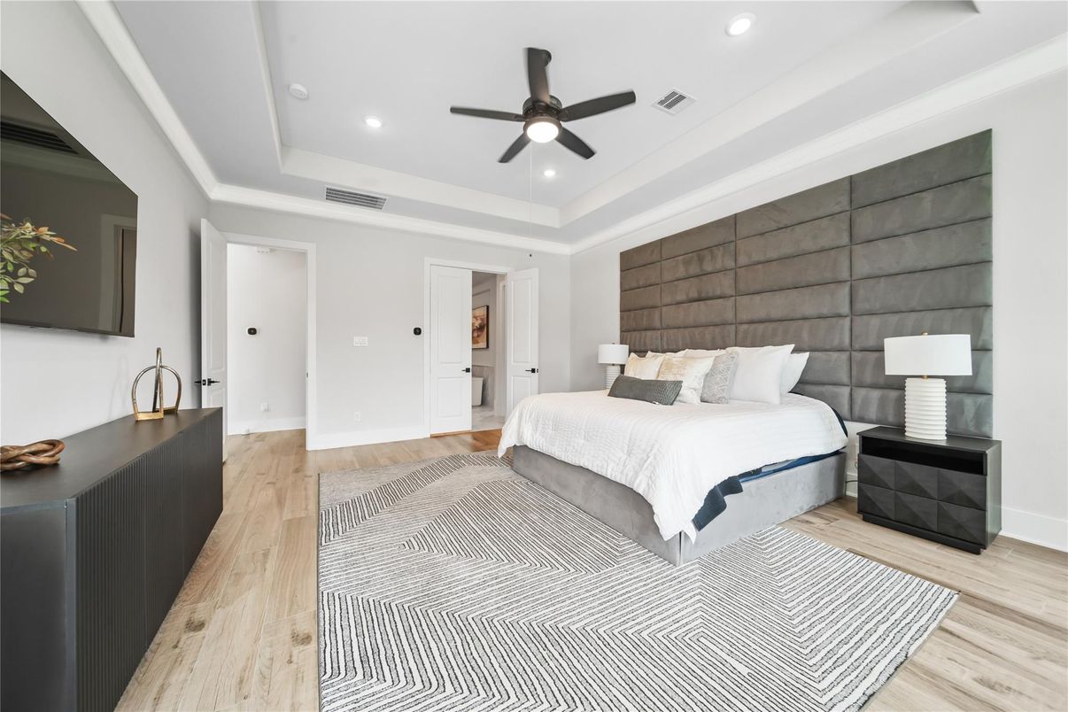 Bedroom, Interior, Recessed Lighting, Wood Texture Flooring