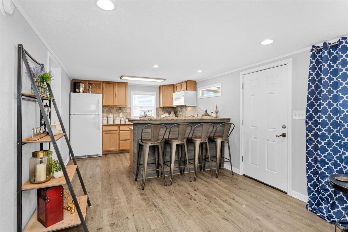 Interior, Kitchen, Recessed Lighting, Wood Texture Flooring
