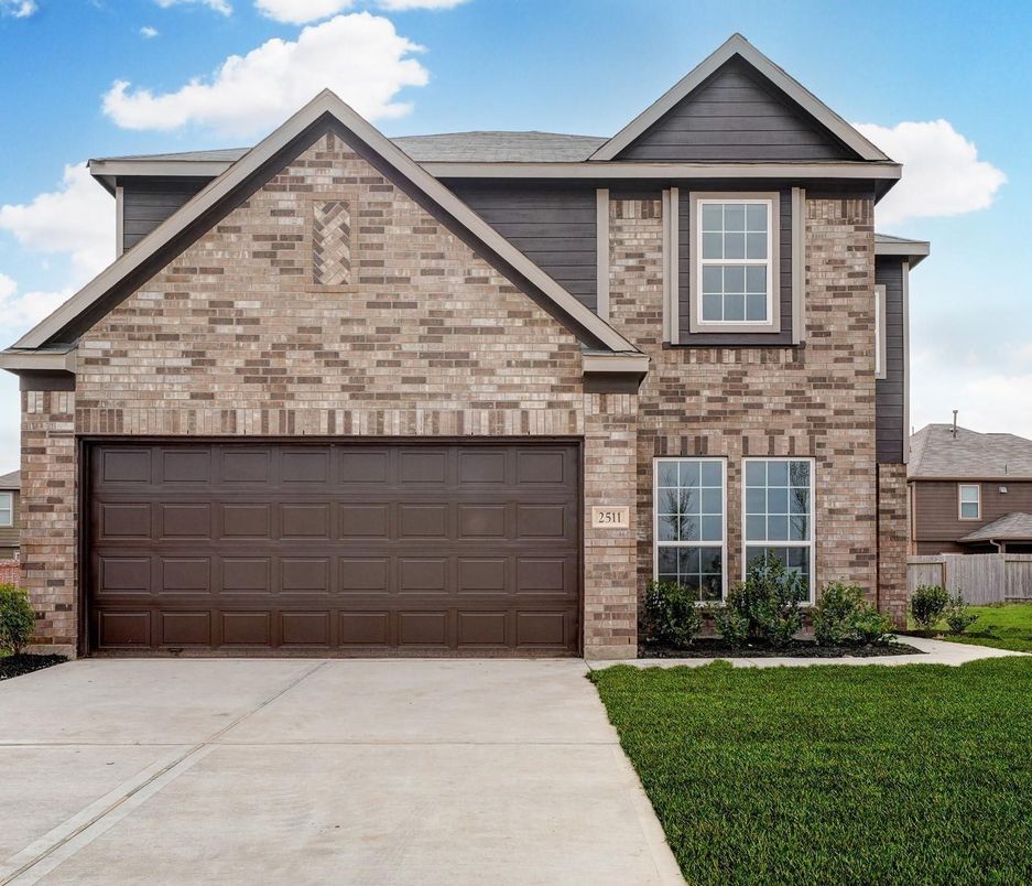 Attached, Exterior, Facade, Brick Facade, Brick Traditional