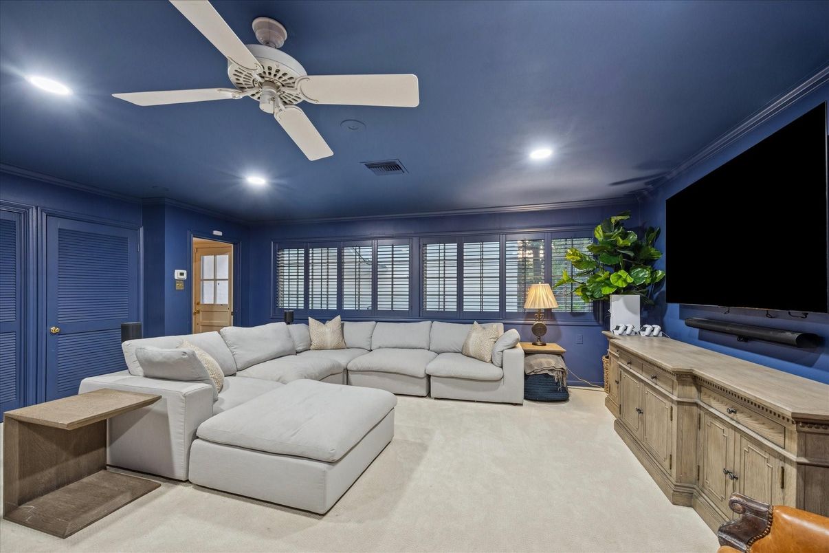 Interior, Living room, Recessed Lighting