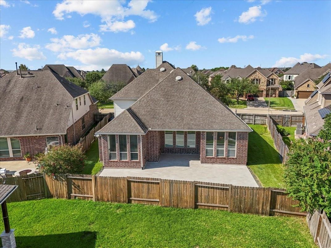 Backyard, Exterior, Facade, Brick Facade, French Provincial