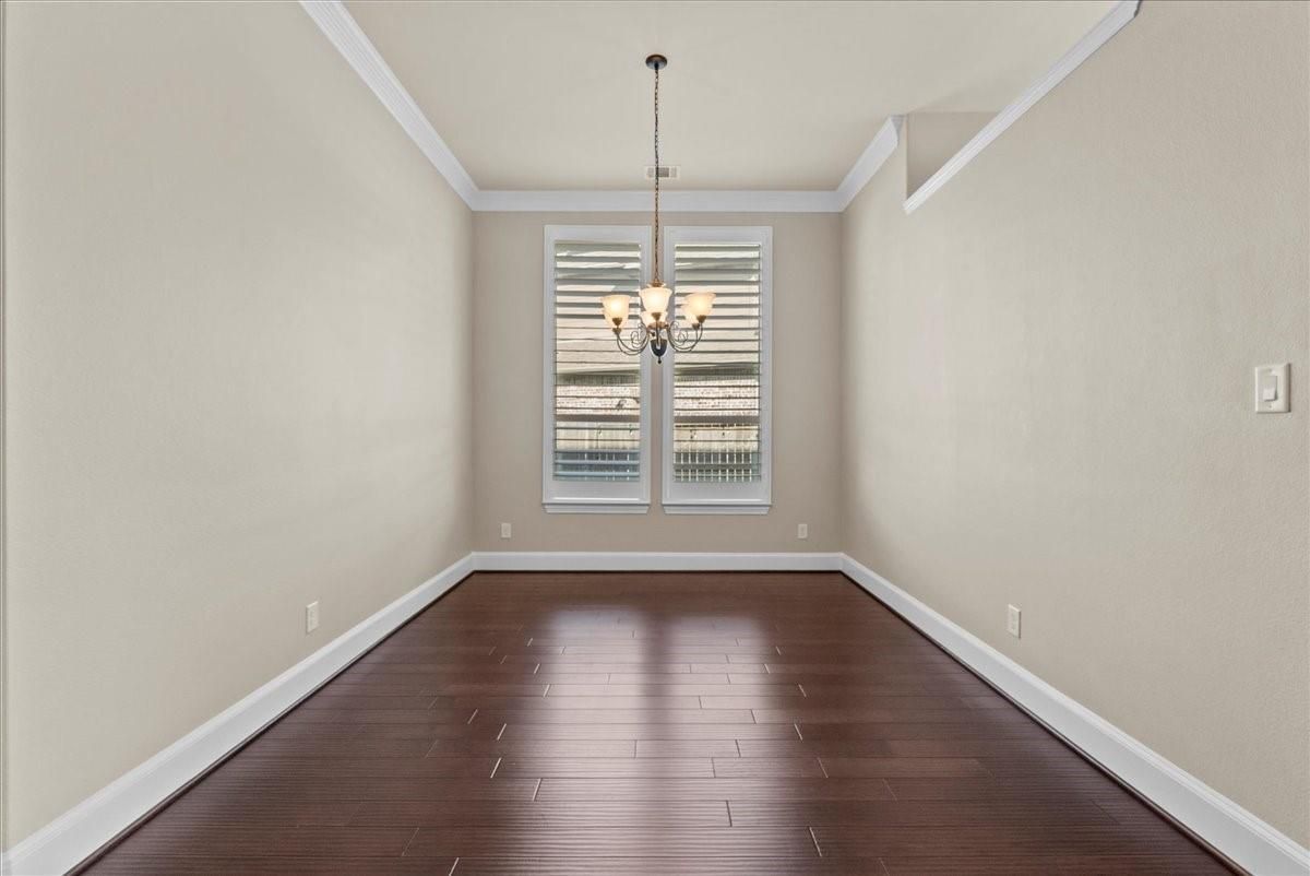 Chandelier, Empty room, Interior, Wood Texture Flooring