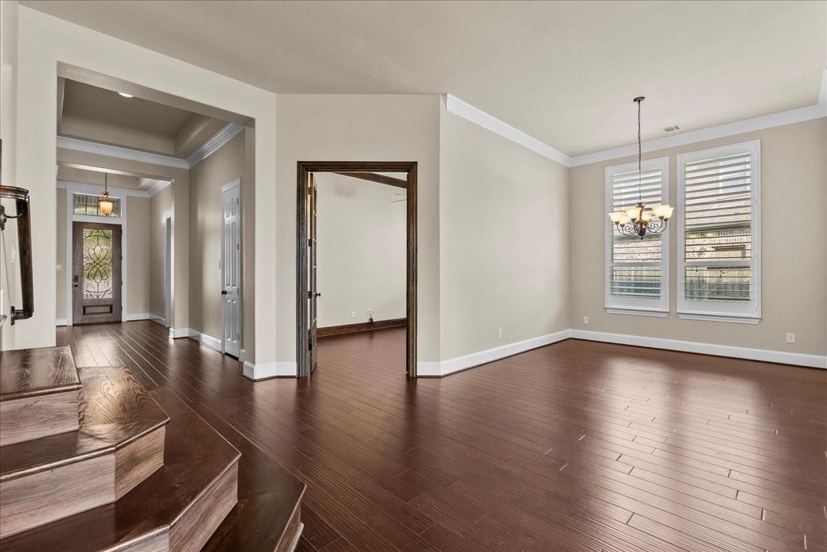 Chandelier, Empty room, Interior, Wood Texture Flooring