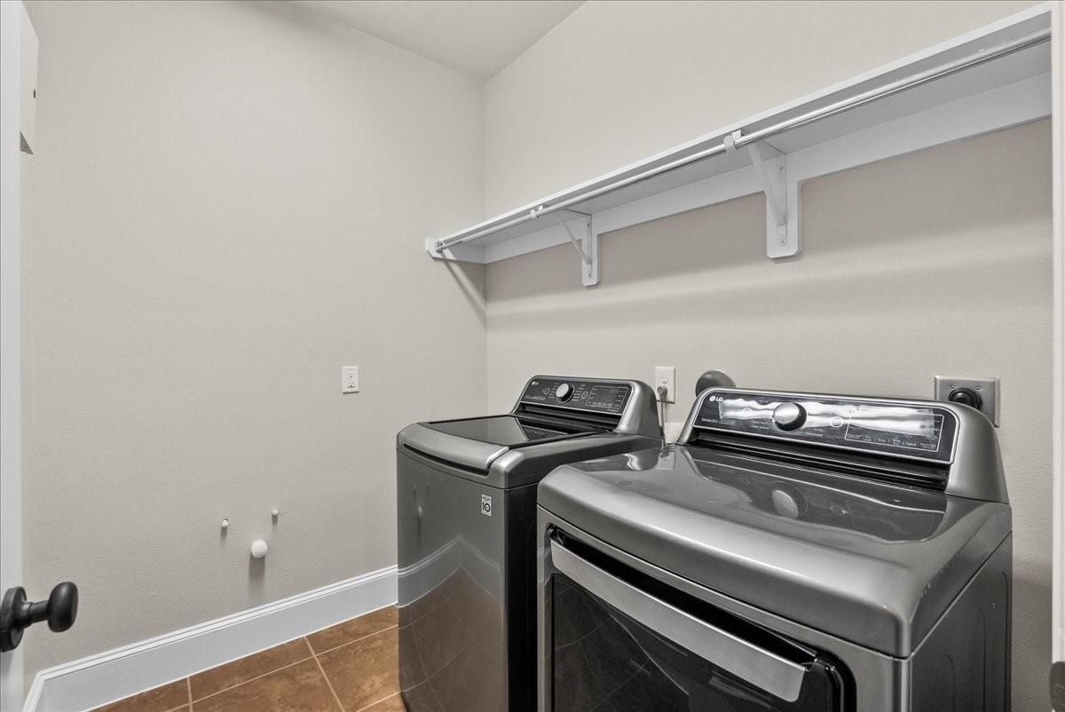 Interior, Washer