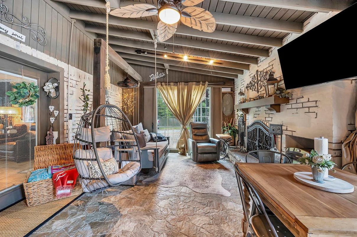 Dining room, Fireplace, Interior, Living room