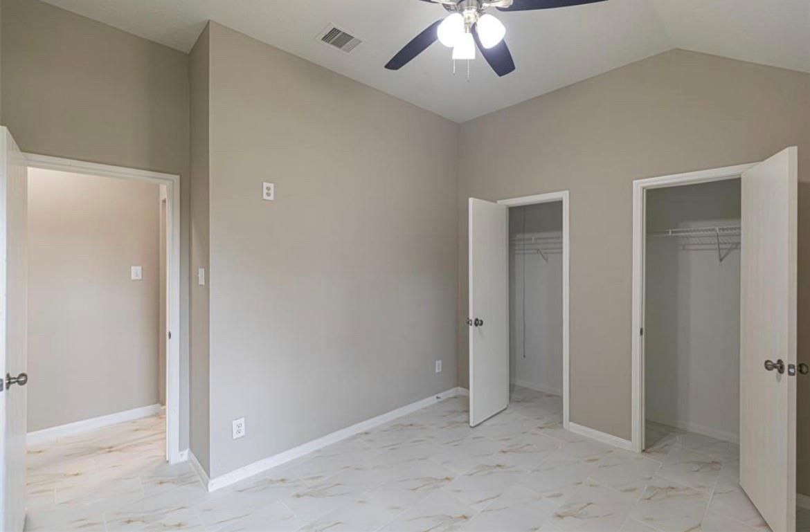 Empty room, Interior, Marble, Walk-in Closets