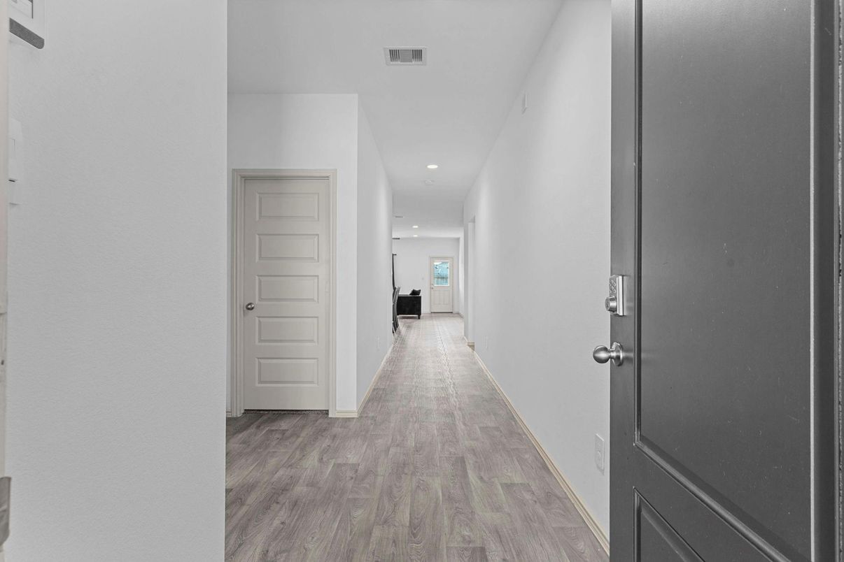Interior, Recessed Lighting, Wood Texture Flooring
