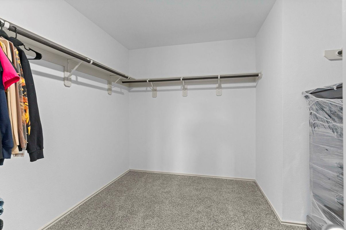 Interior, Walk-in Closets