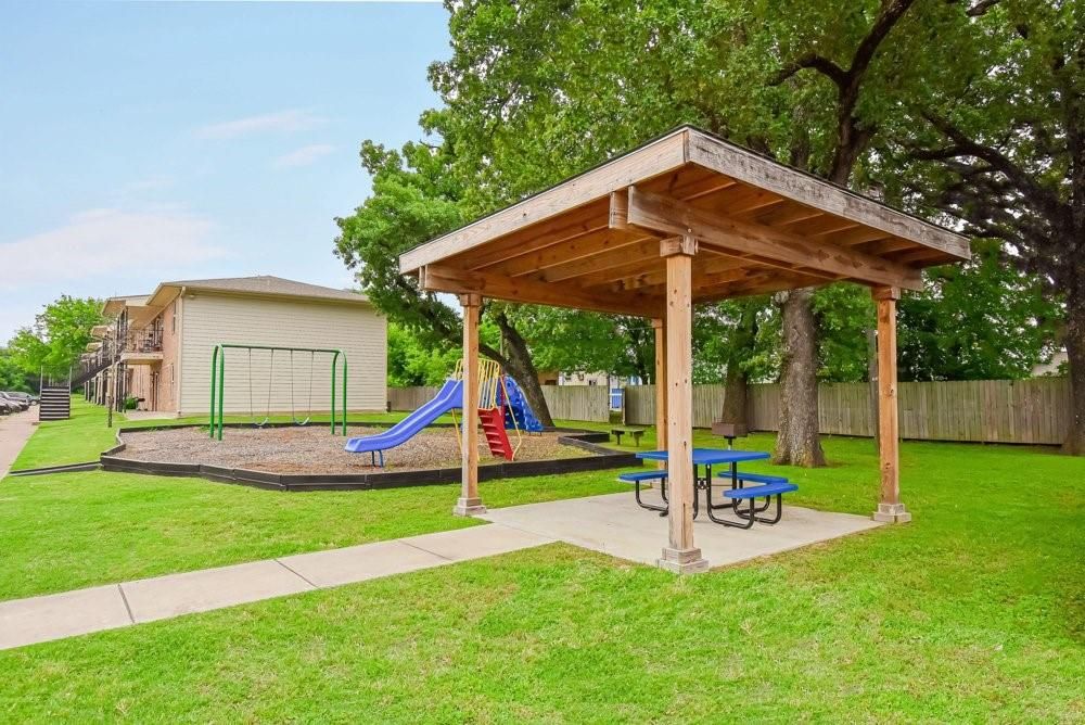 Backyard, Exterior, Playground