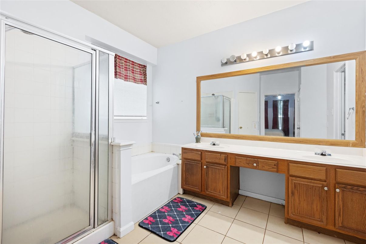 Bathroom, Dual Sink Vanities, Glass Shower, Interior