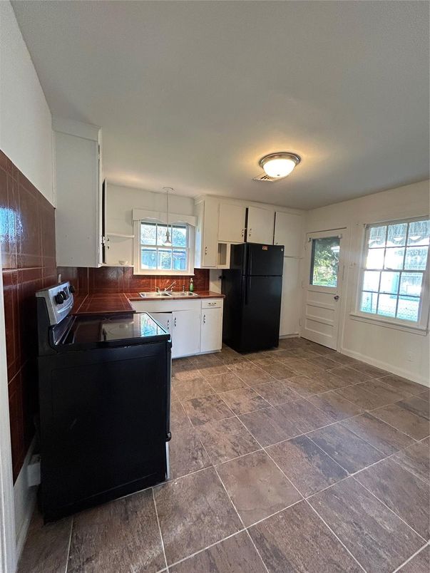 Interior, Kitchen, Pendant Lights