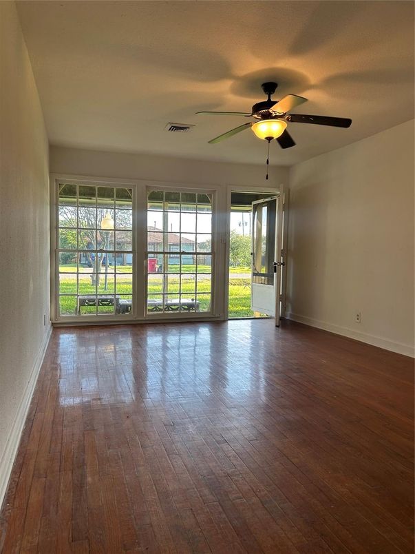 Empty room, Interior, Wood Texture Flooring