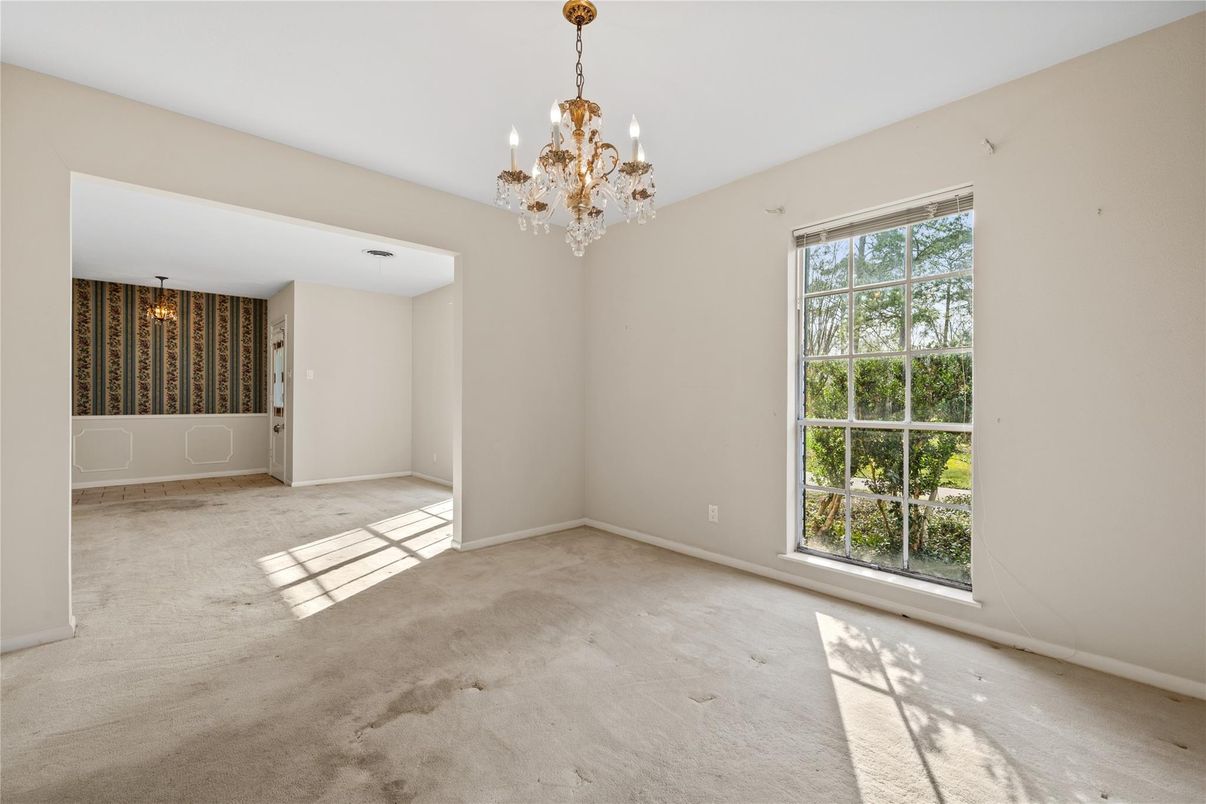 Chandelier, Empty room, Interior