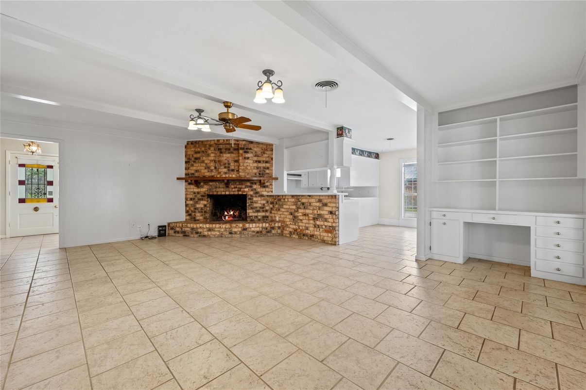 Empty room, Fireplace, Interior