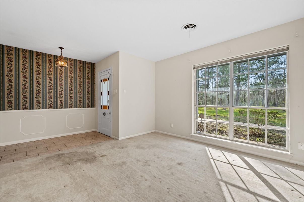 Empty room, Interior, Pendant Lights