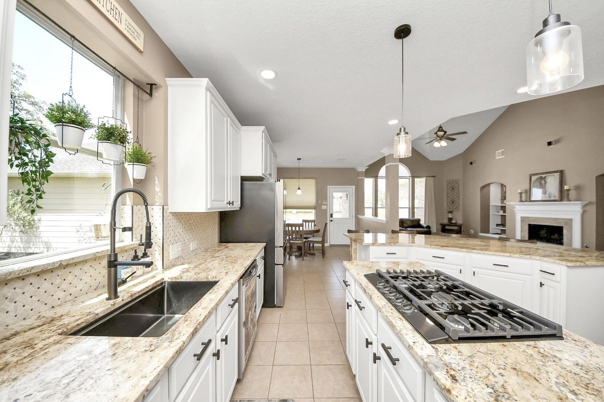 Dining room, Fireplace, Interior, Kitchen, Pendant Lights, Recessed Lighting