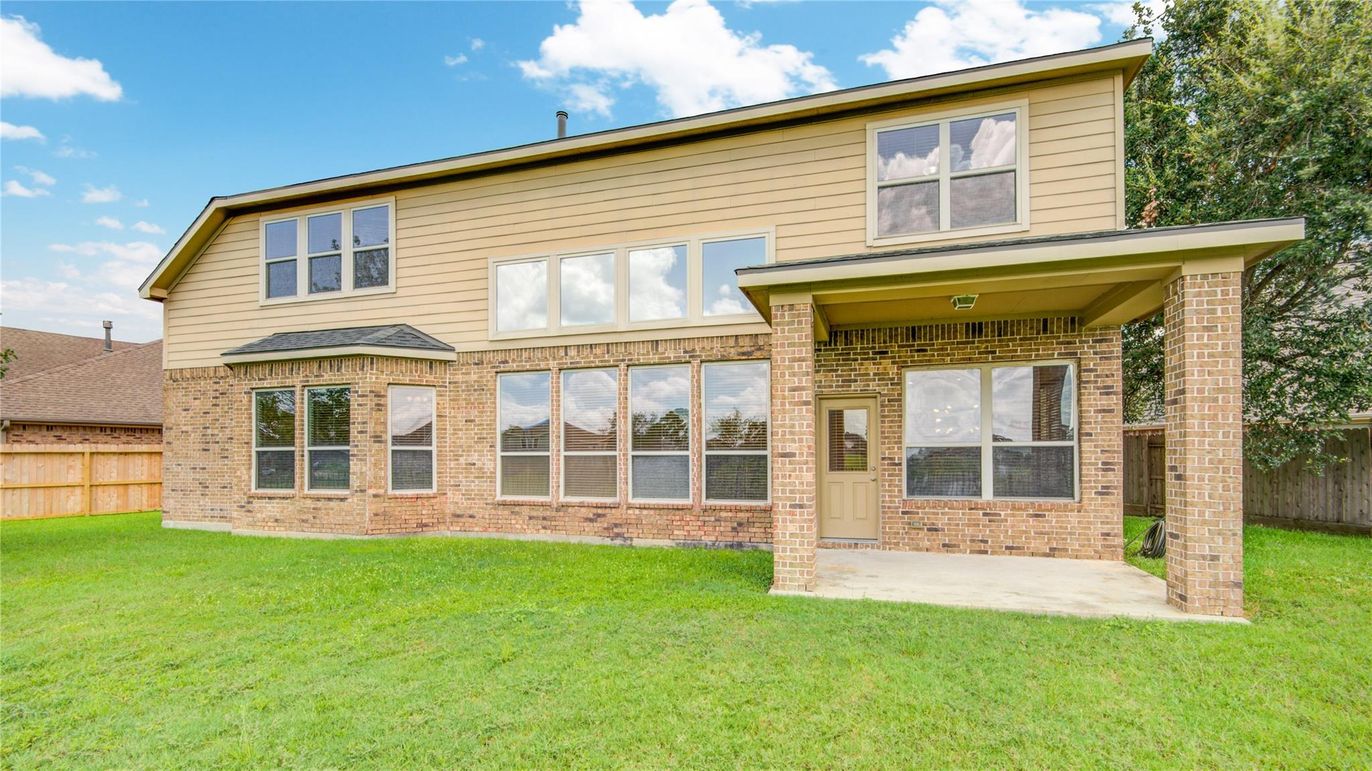 Exterior, Facade, Brick Facade, Brick Traditional