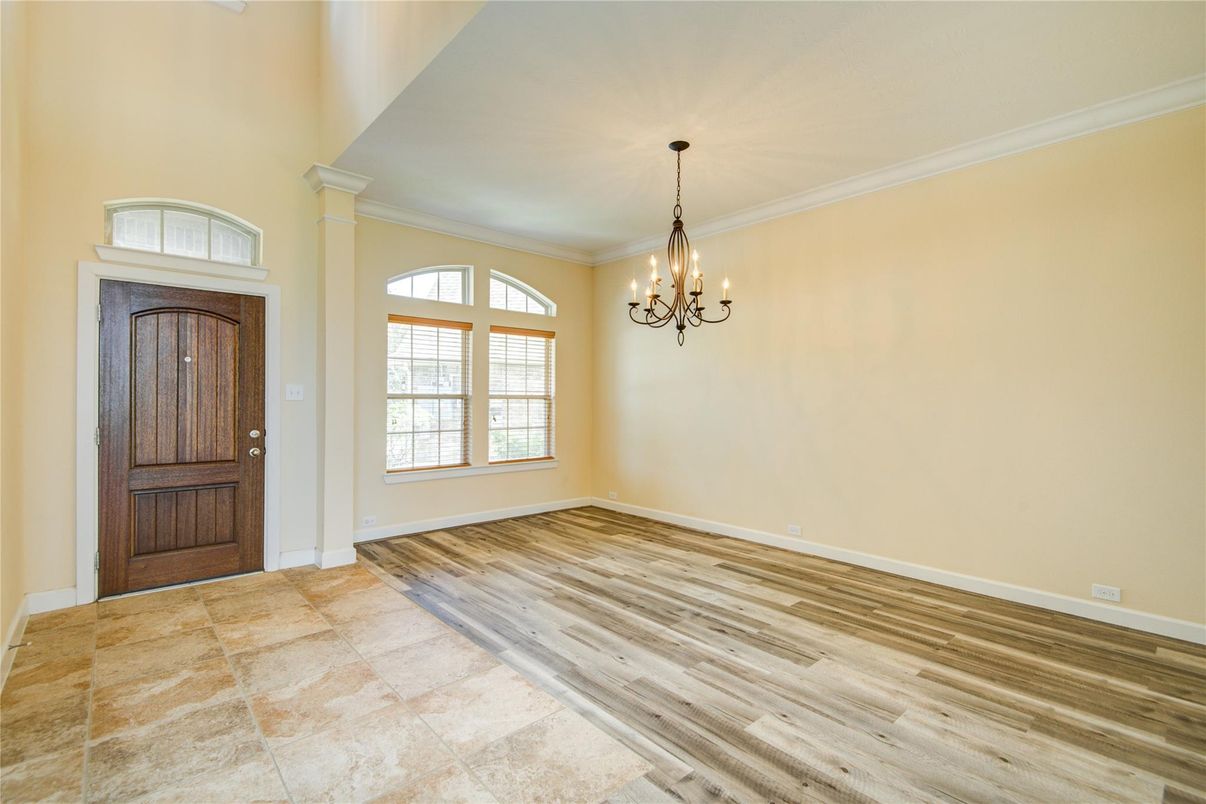 Chandelier, Interior, Wood Texture Flooring