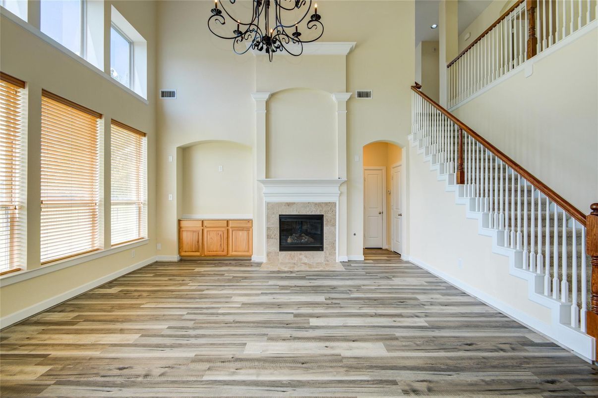 Chandelier, Fireplace, Interior, Wood Texture Flooring