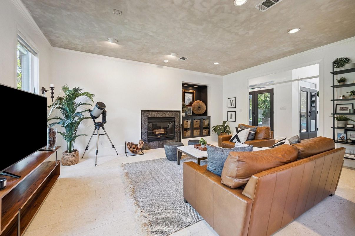 Fireplace, Interior, Living room, Recessed Lighting