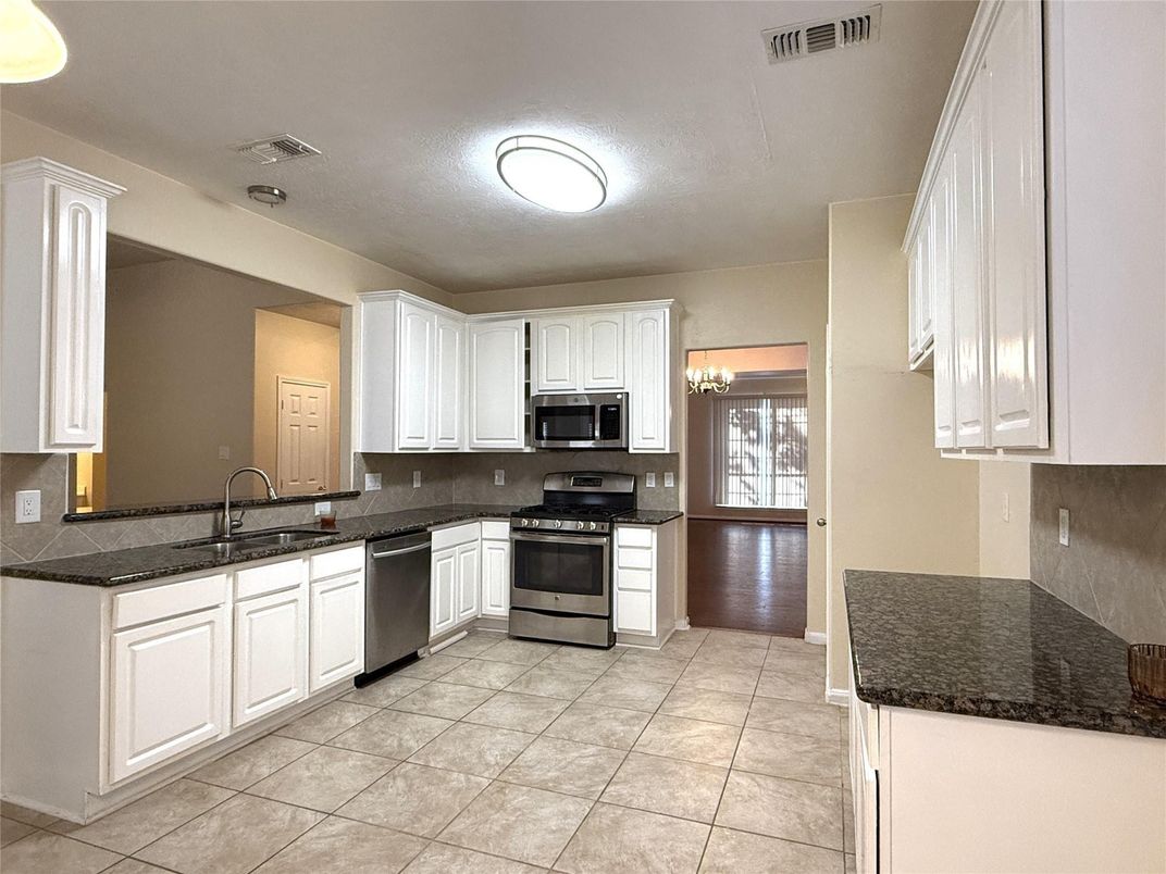 Chandelier, Interior, Kitchen, Stainless Steel Appliances, Wood Texture Flooring