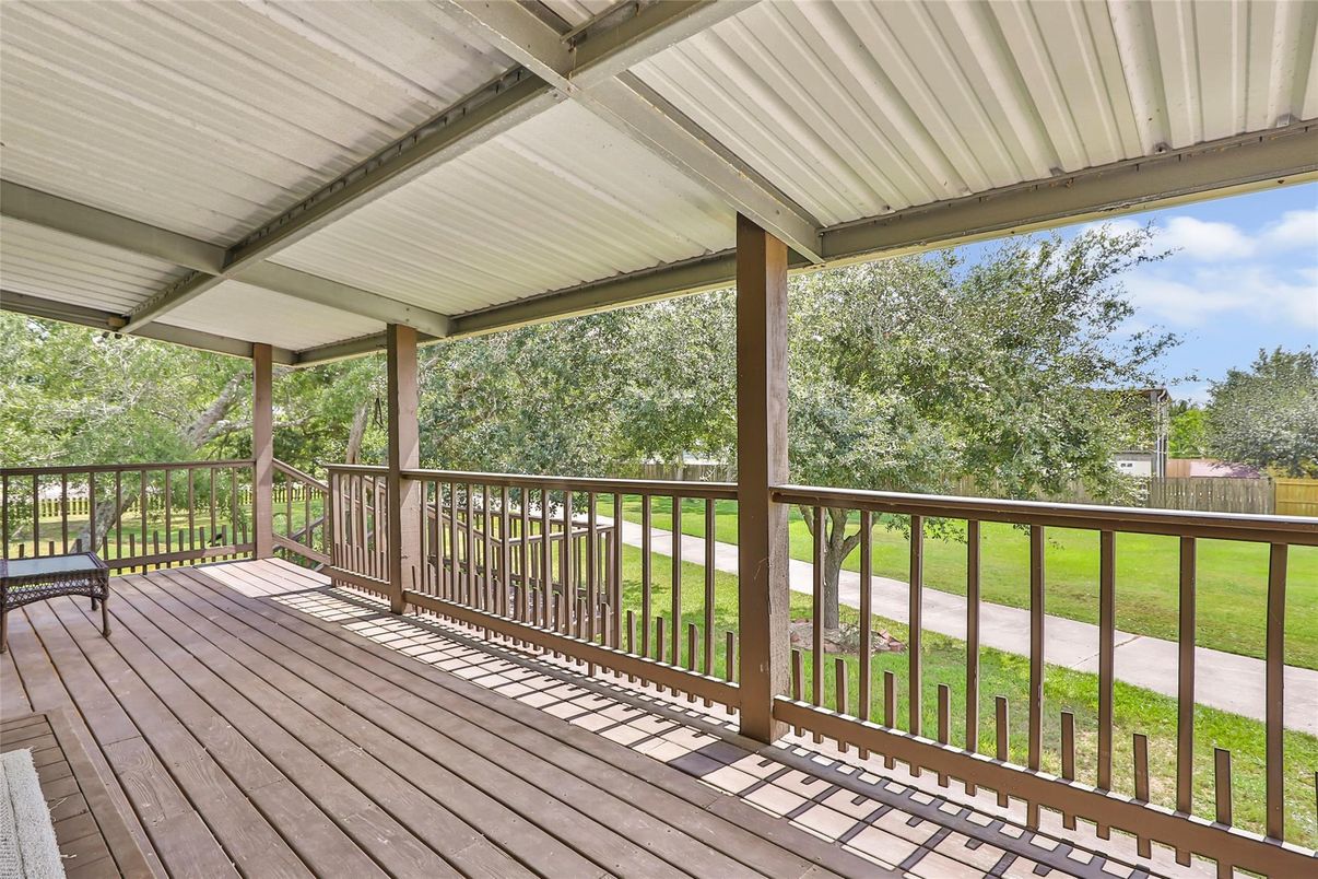 Exterior, Wood Texture Flooring