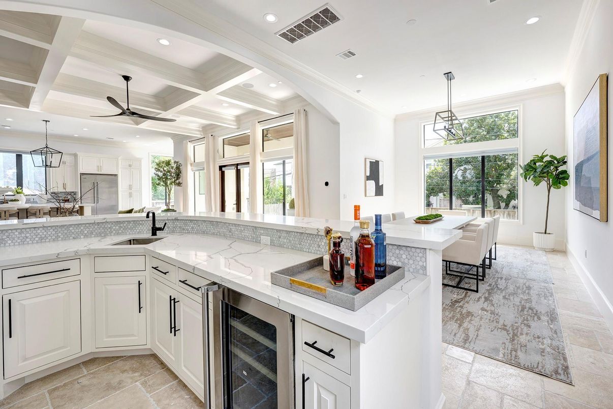 Dining room, Interior, Kitchen, Pendant Lights, Recessed Lighting