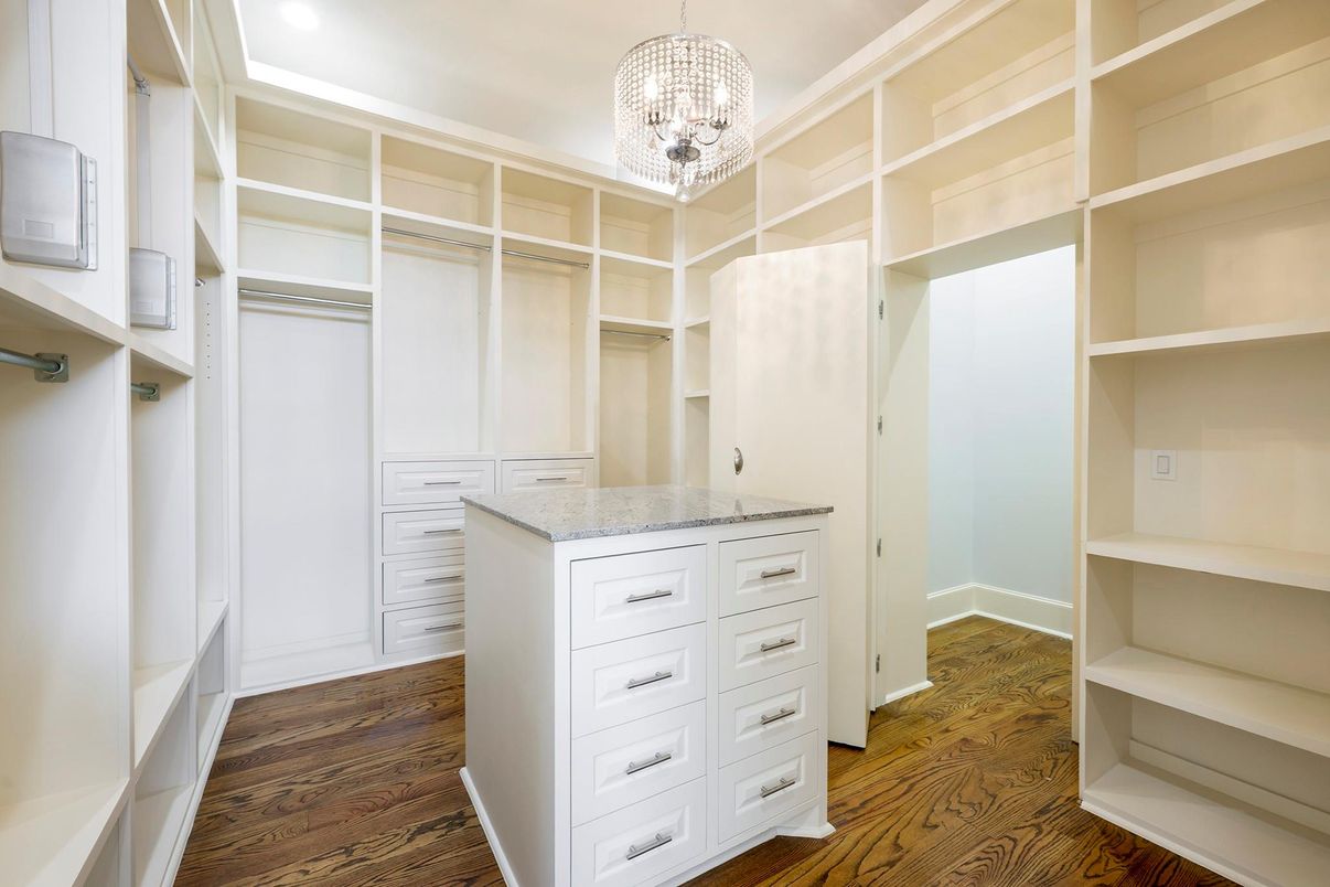 Chandelier, Interior, Recessed Lighting, Walk-in Closets, Wood Texture Flooring