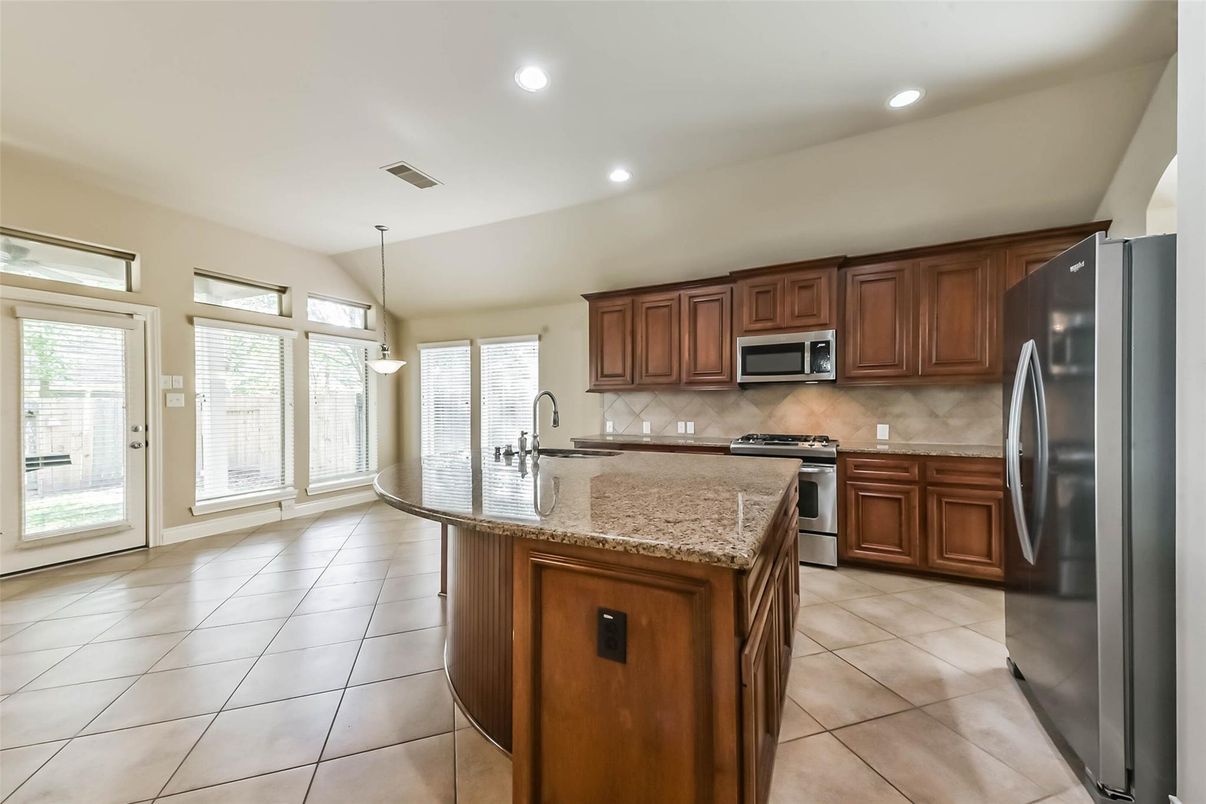 Interior, Kitchen, Pendant Lights, Recessed Lighting, Stainless Steel Appliances