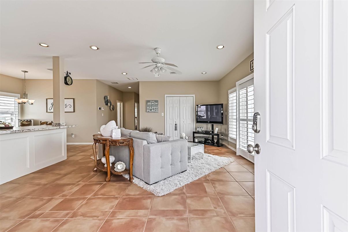 Interior, Living room, Recessed Lighting