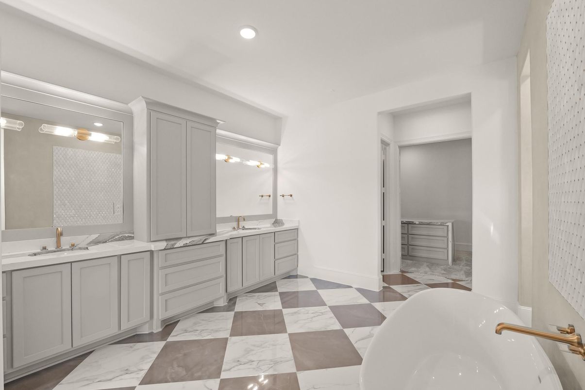 Bathroom, Dual Sink Vanities, Free Standing Baths, Interior, Marble, Recessed Lighting
