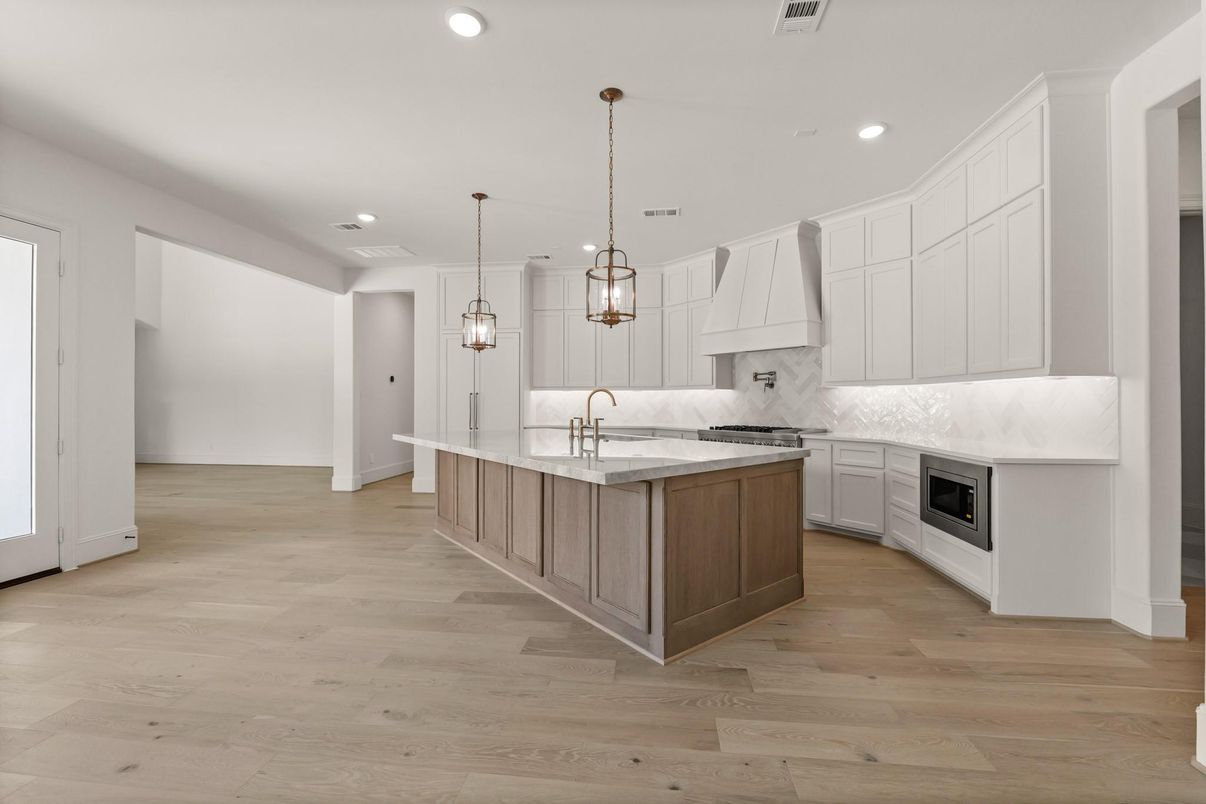 Interior, Kitchen, Pendant Lights, Recessed Lighting, Wood Texture Flooring