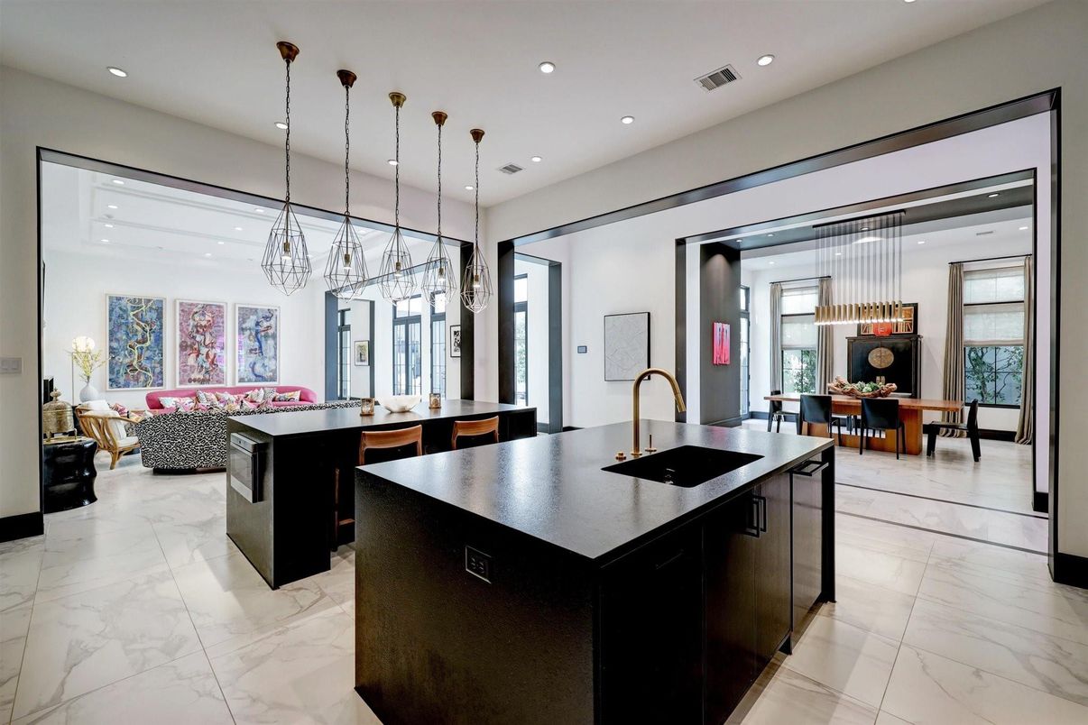 Chandelier, Dining room, Interior, Kitchen, Living room, Marble, Pendant Lights, Recessed Lighting