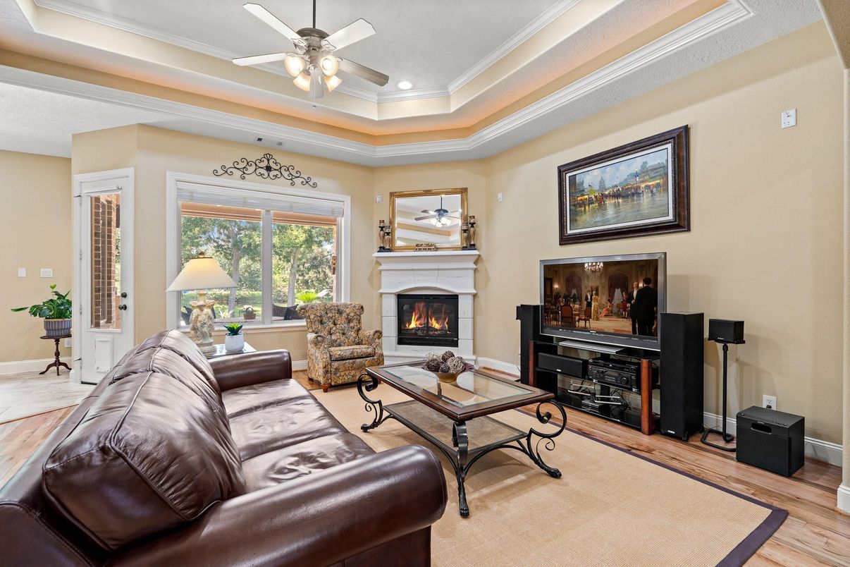Fireplace, Interior, Living room, Recessed Lighting, Wood Texture Flooring