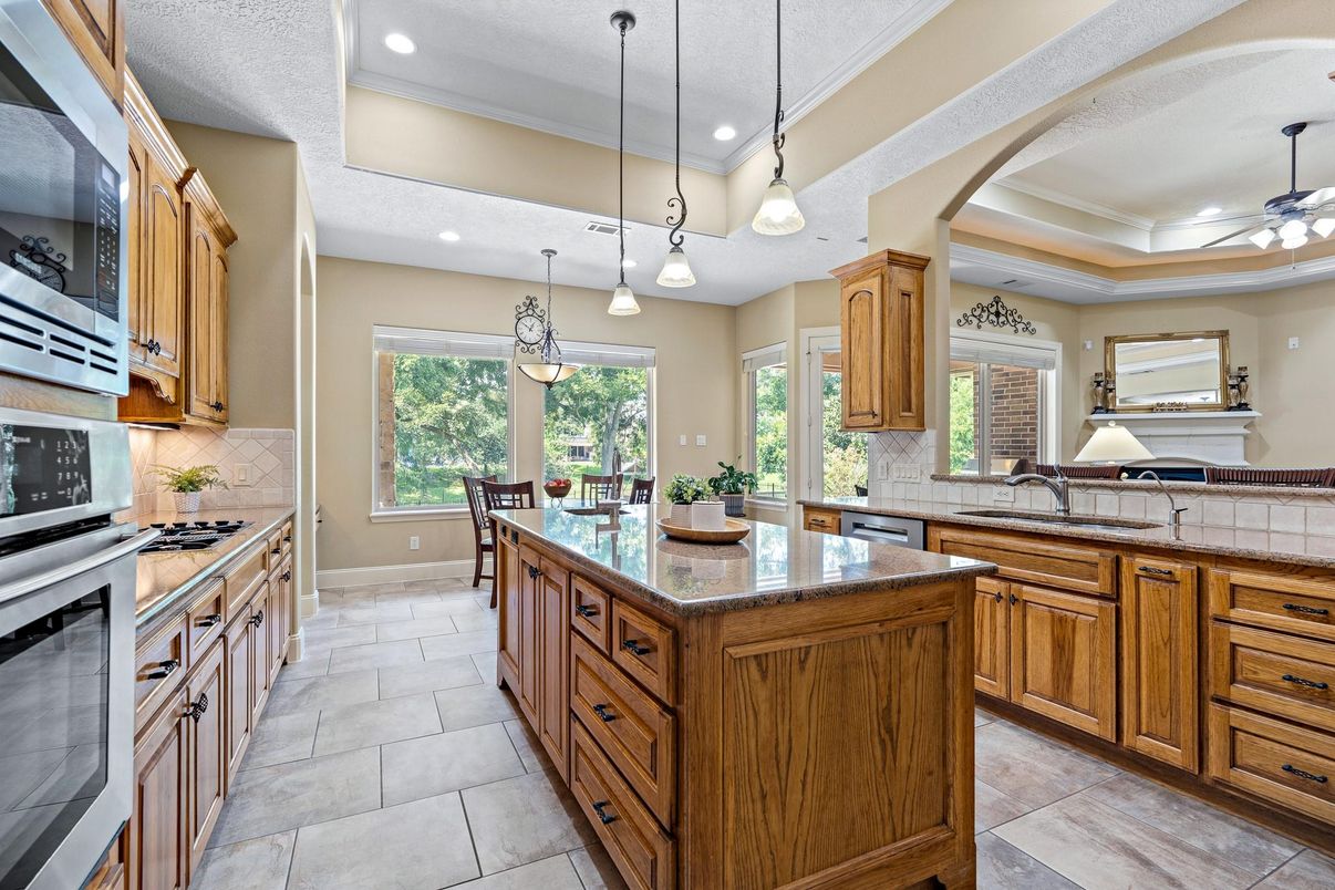 Dining room, Interior, Kitchen, Pendant Lights, Recessed Lighting