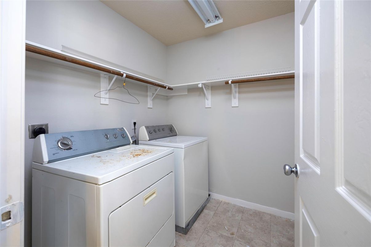 Interior, Washer