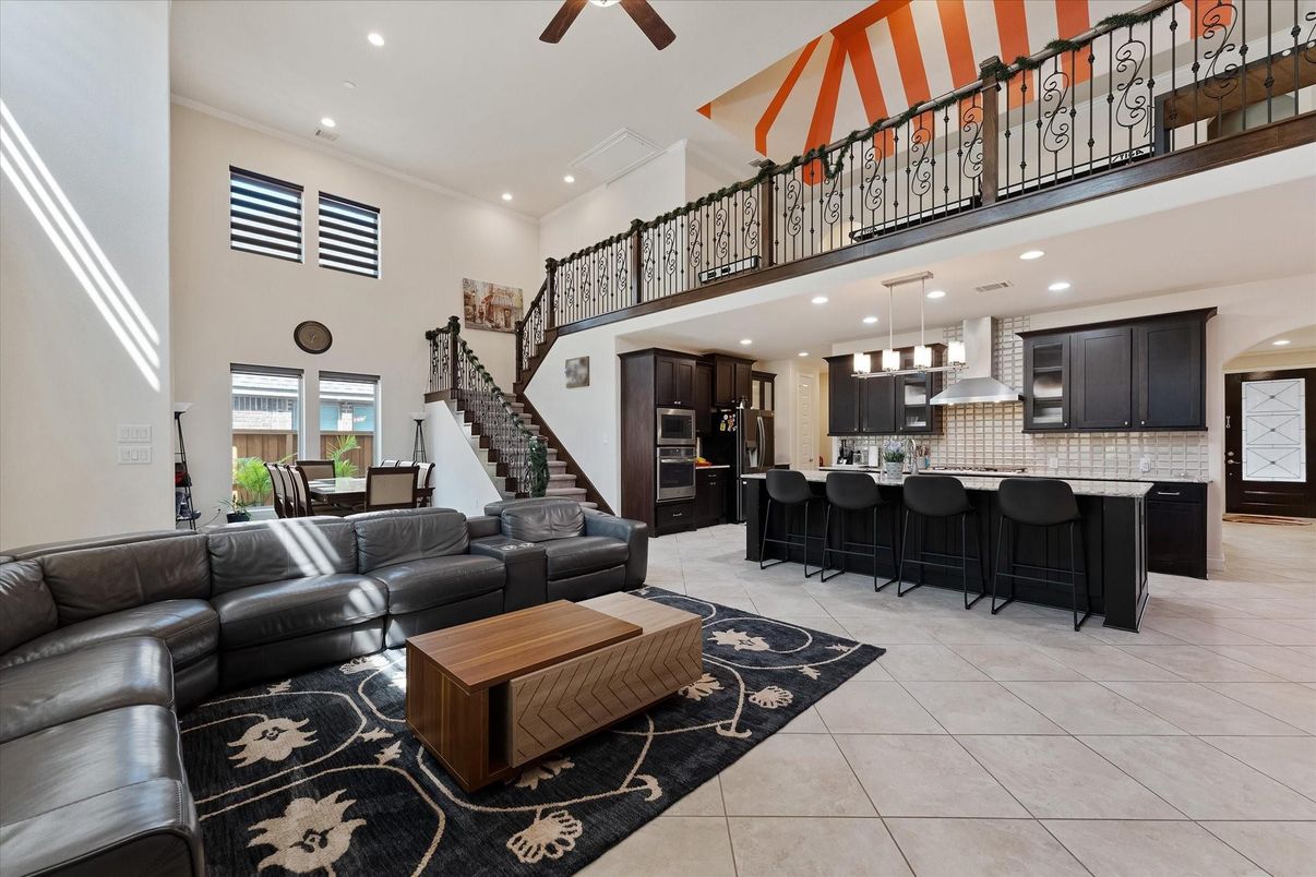 Interior, Kitchen, Living room, Pendant Lights, Recessed Lighting