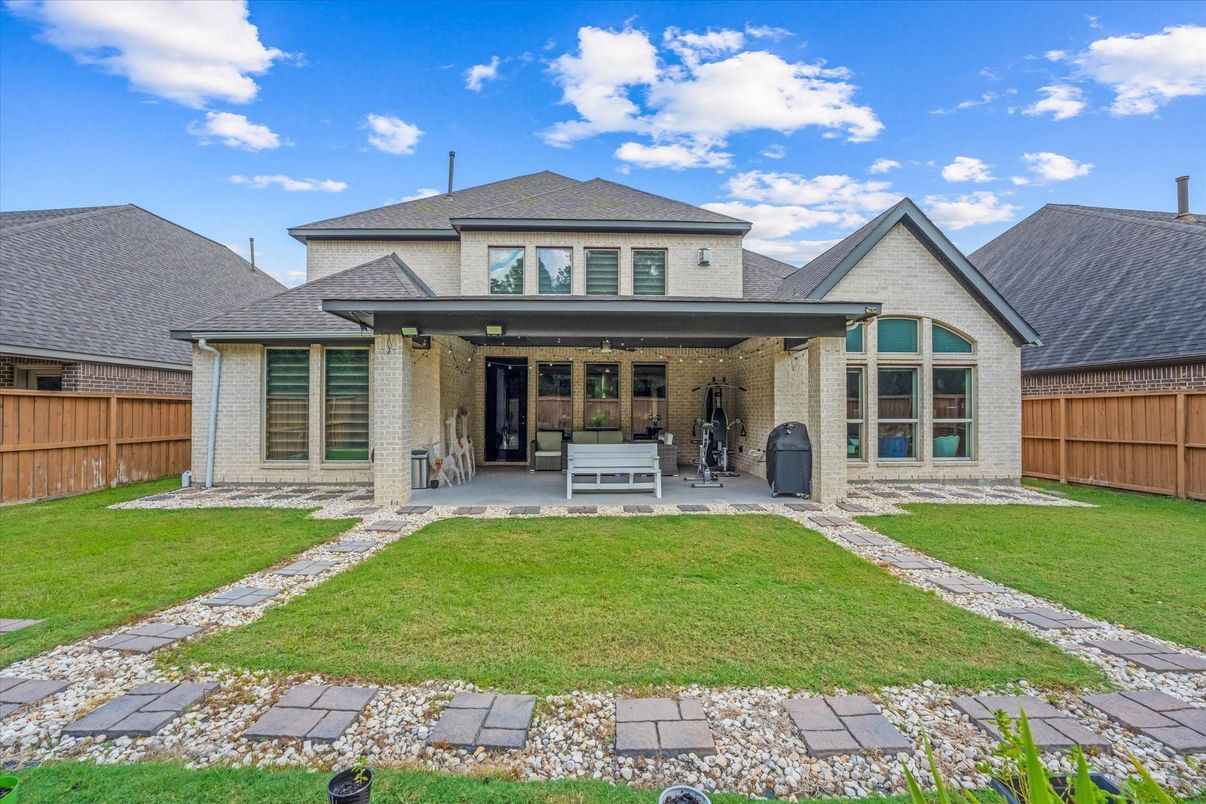 Backyard, Exterior, Facade, French Provincial