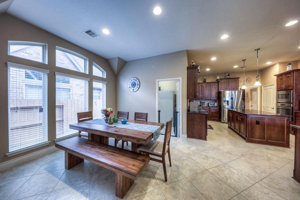 Dining room, Interior, Kitchen, Pendant Lights, Recessed Lighting