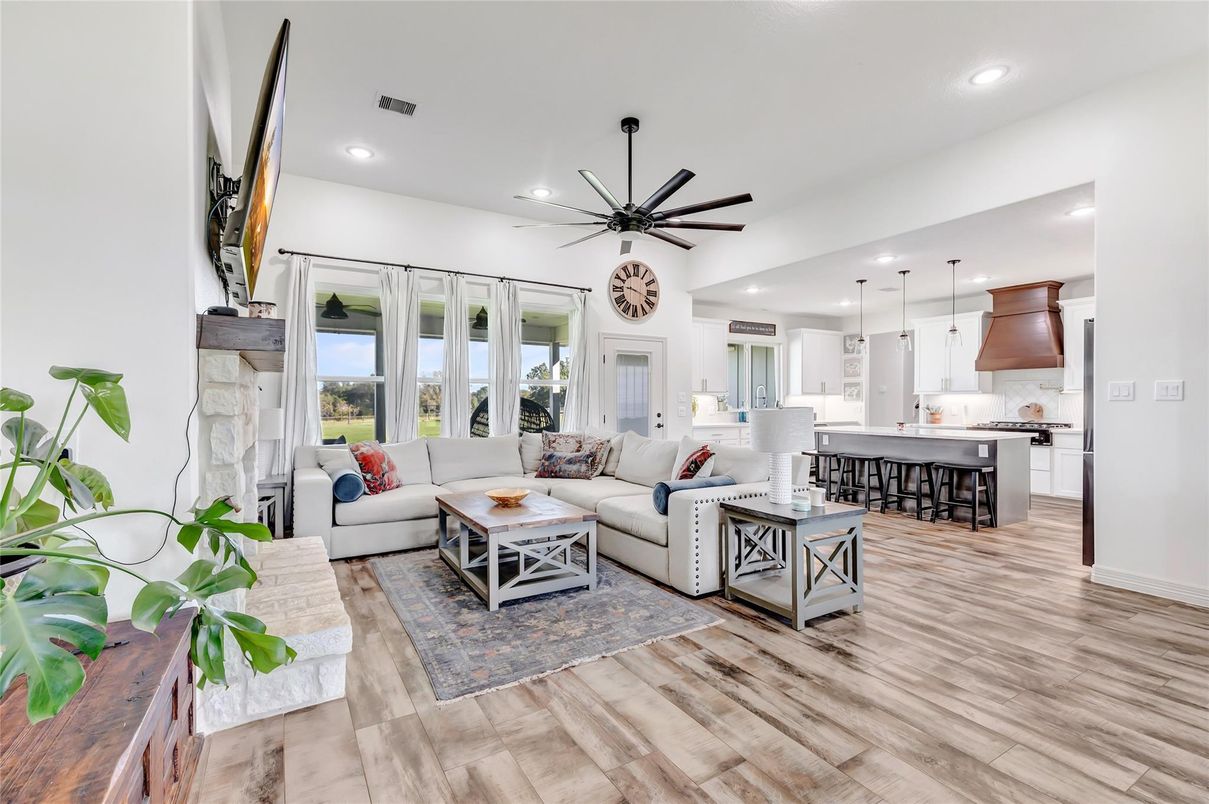 Interior, Kitchen, Living room, Pendant Lights, Recessed Lighting, Wood Texture Flooring